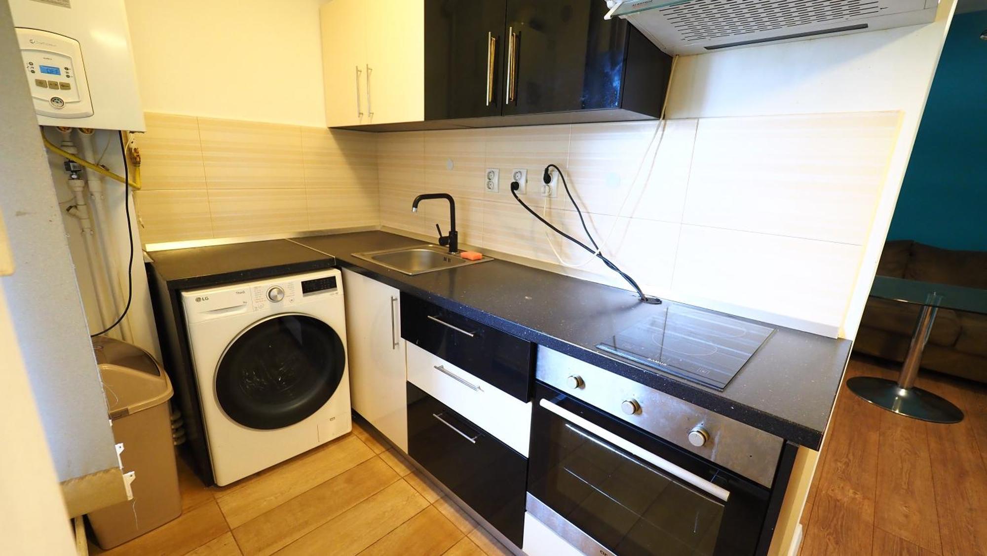 Iassium Airport Apartments Iasi Eksteriør billede